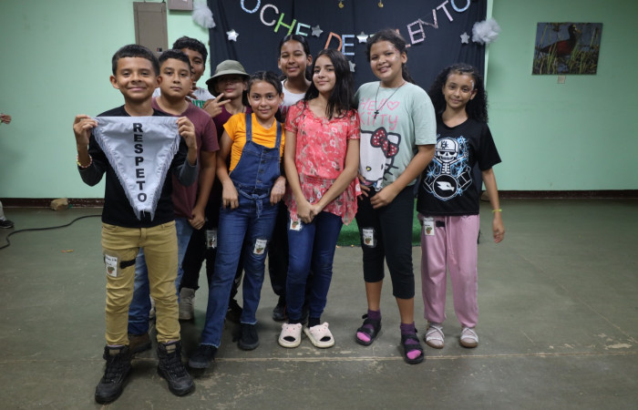 Equipo Bellotas,  Sector Santa Rosa, ACG.  Fuente: Melissa Espinoza, 2025.