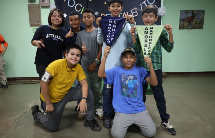 Equipo Mantas,  Sector Santa Rosa, ACG.  Fuente: Melissa Espinoza, 2025.