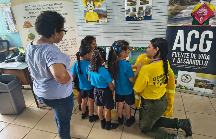 Feria STEAM Escuela Corazón de Jesús