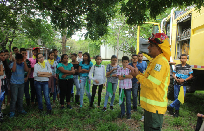 Prevención de incendios forestales por Didi Guadamuz