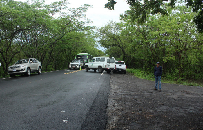 Limpieza en Tunel verde y vivo de la biodiversidad