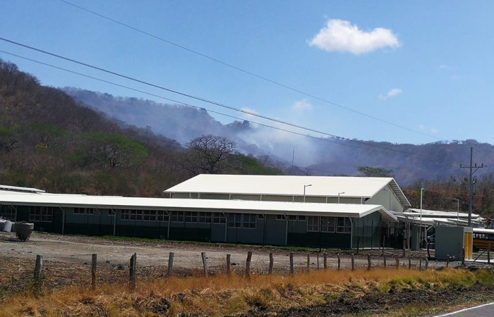 Liceo de Cuajiniquil afectado por los incendios forestales  28 Marzo 2019  Foto: PMF